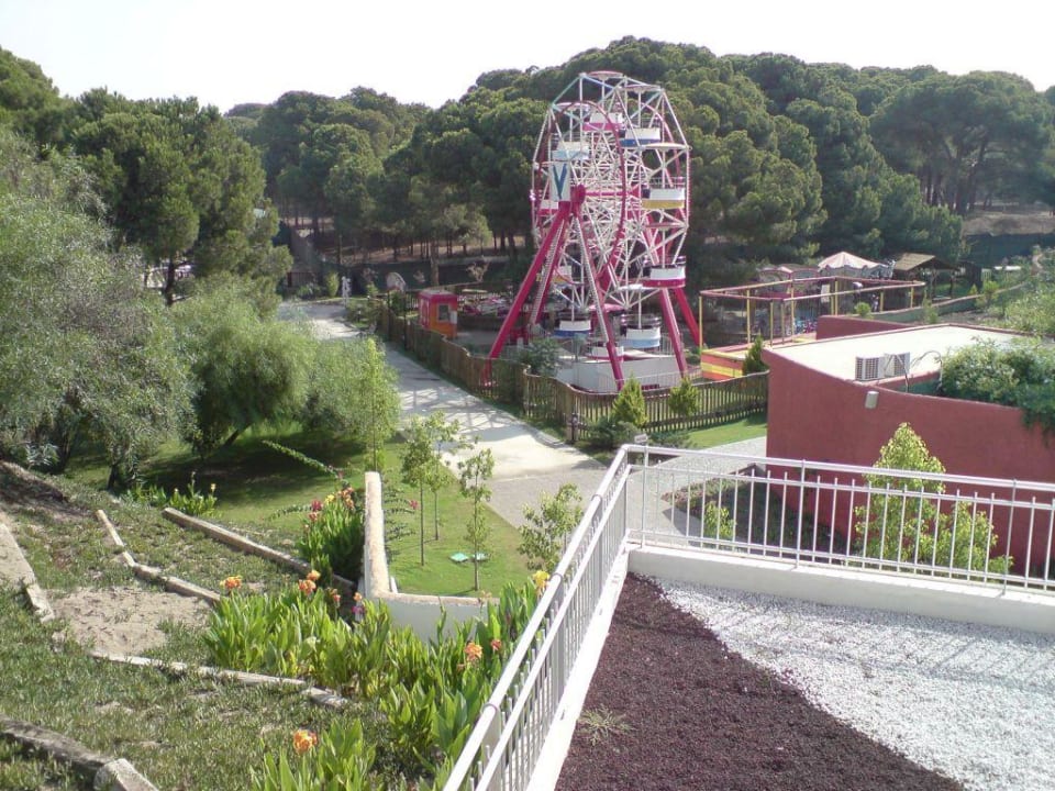 Blick zum Rummelplatz Voyage Belek Golf & Spa