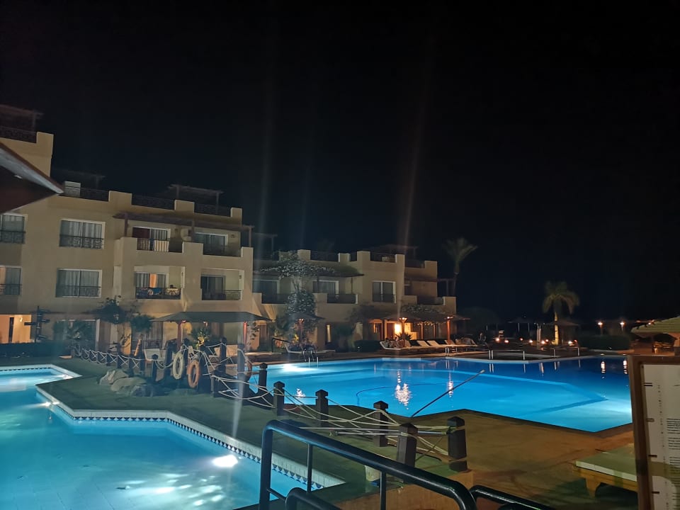 Pool Imperial Shams Abu Soma