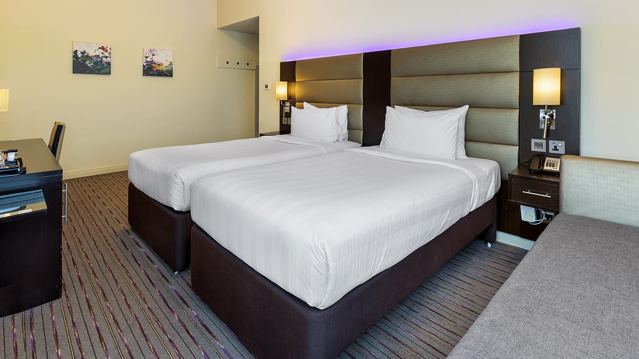 Zimmer Premier Inn Hotel Dubai IBN Battuta Mall
