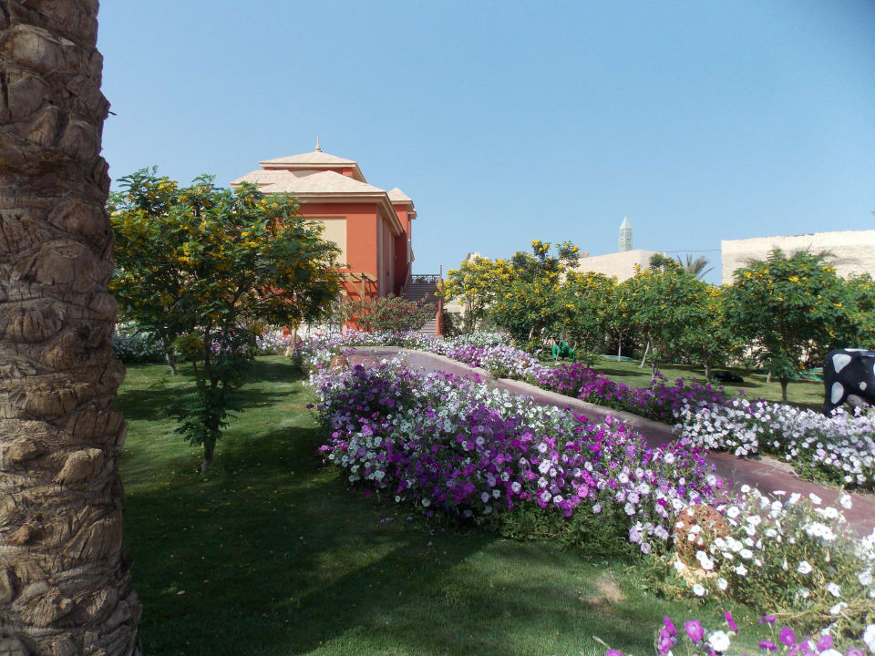 Sehr schön angelegt Pickalbatros Alf Leila Wa Leila Resort - Neverland Hurghada