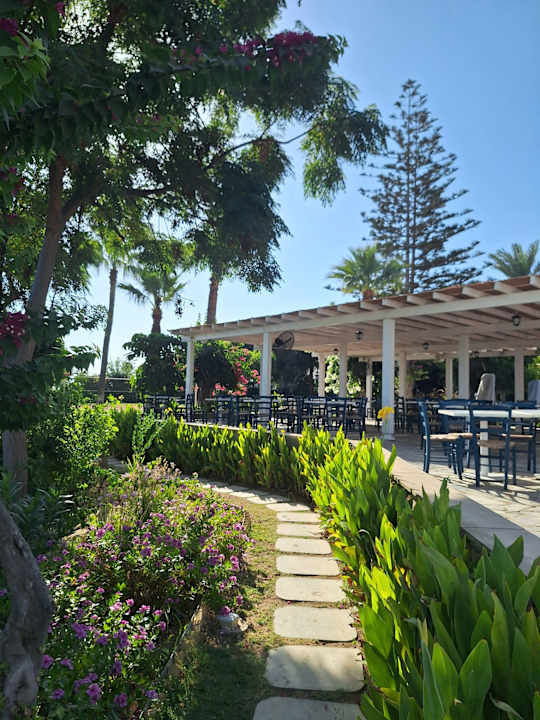 Pool Crystal Springs Beach Hotel