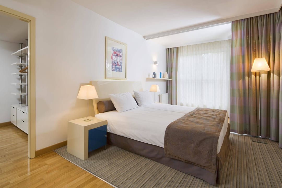 Deluxe grand suite Mamaison Residence Diana Warsaw