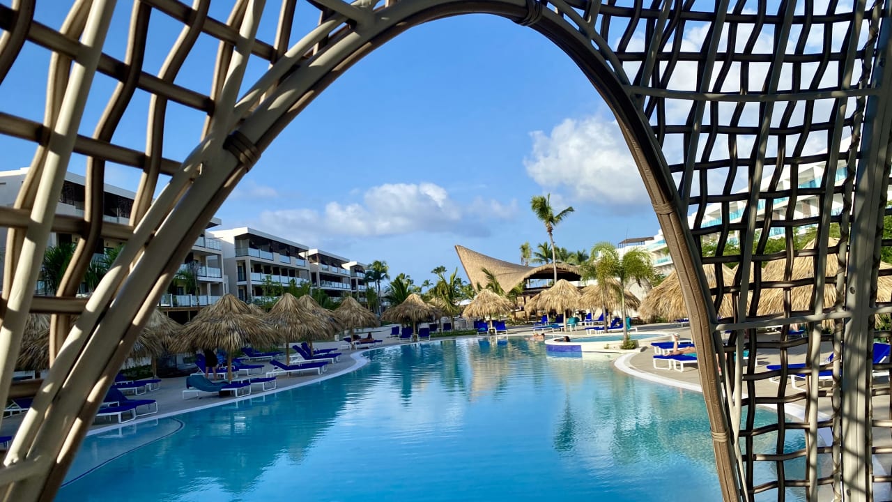 Pool Serenade All Suites - Adults Only Resort