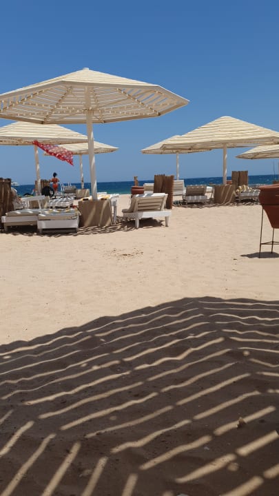 Strand Menaville Safaga