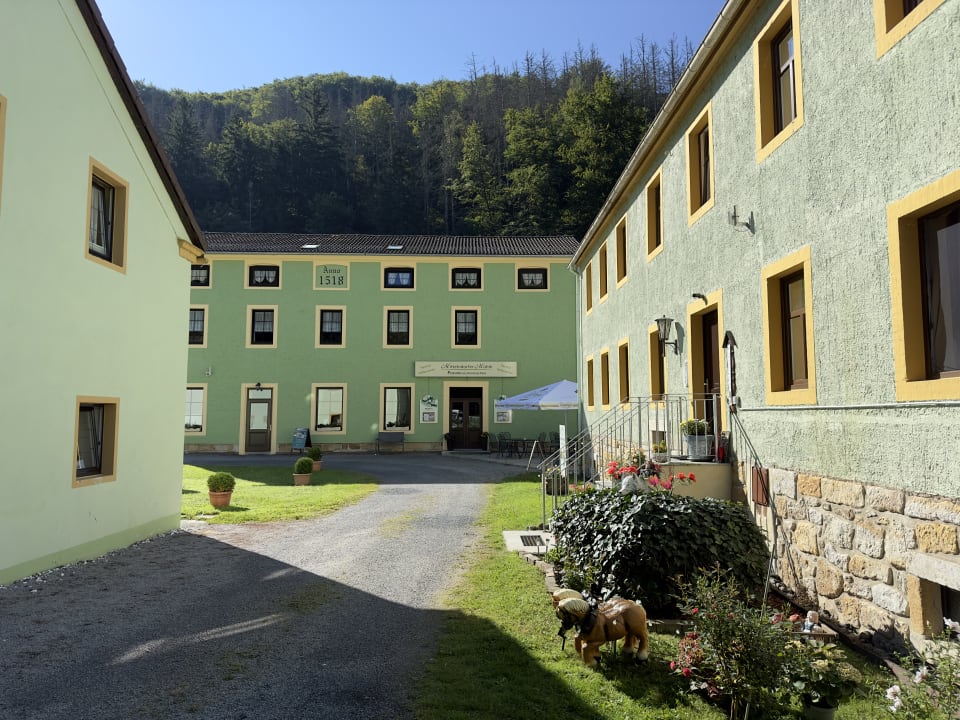 Außenansicht Pension Mittelndorfer Mühle