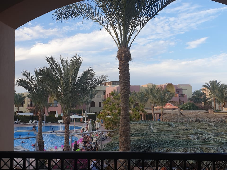 Pool Jaz Makadi Saraya Resort