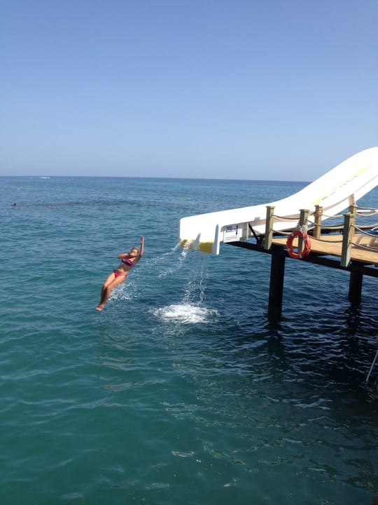 Горка в море Saphir Hotel & Villas