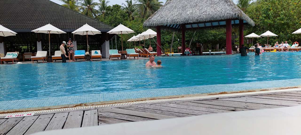 Pool Adaaran Select Meedhupparu Island Resort - Premium All Inclusive