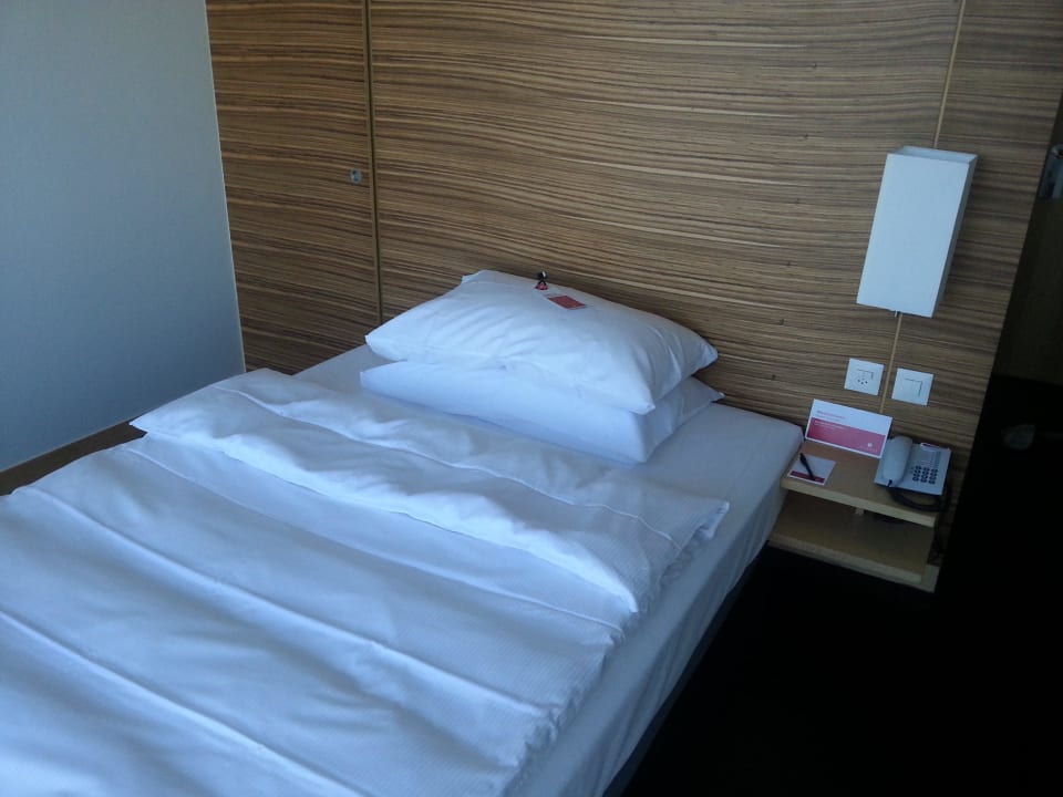 Bett HYPERION Hotel Basel