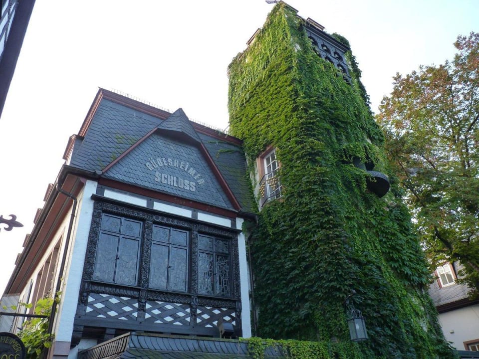 Glockenturm Breuers Rüdesheimer Schloss
