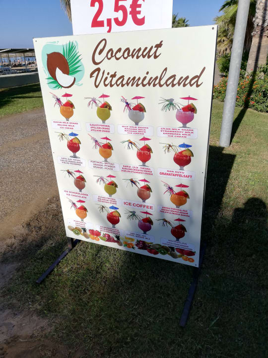 Strand Kamelya Aishen Club