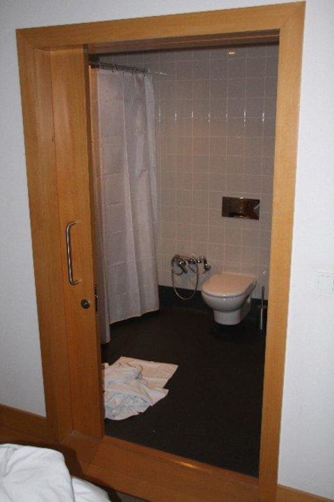 Badezimmer - behindertengerecht Hotel Golden Residence