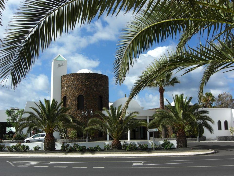 Außenansicht des Hotels allsun App.-Hotel Albatros