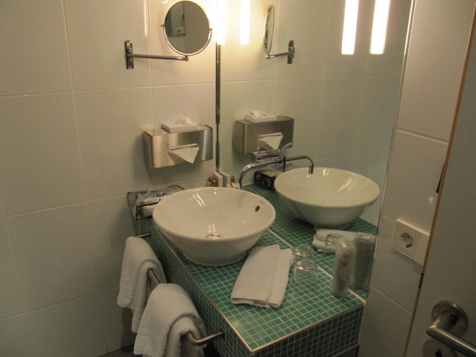 Waschtisch Hotel Santo