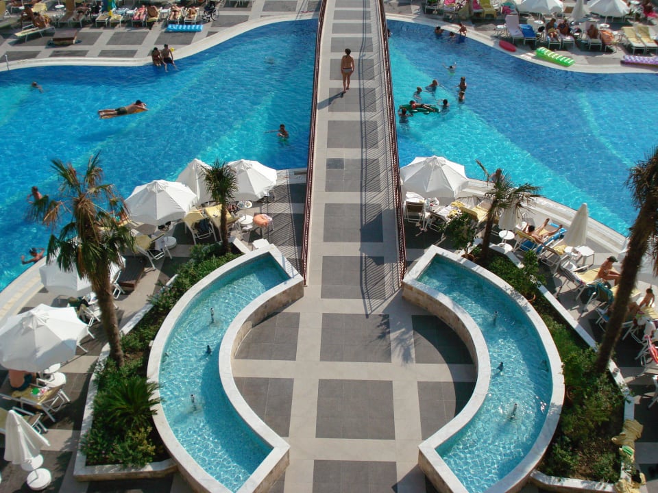 Schmutziger Pool /Nebenbecken Seaden Sea Planet Resort & Spa