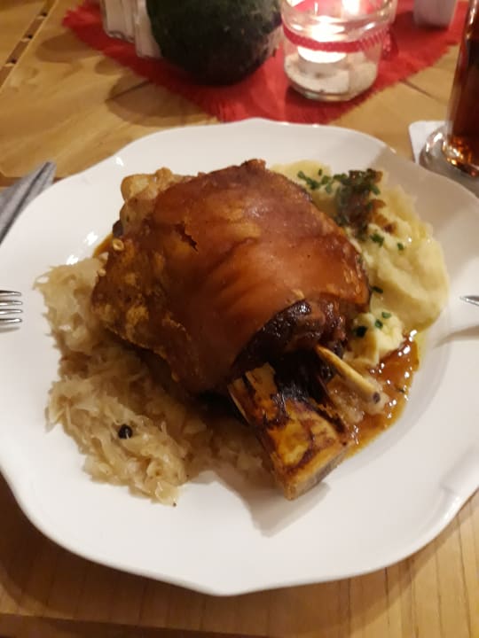 Gastro Landgasthof und Ferienwohnungen Almenhof