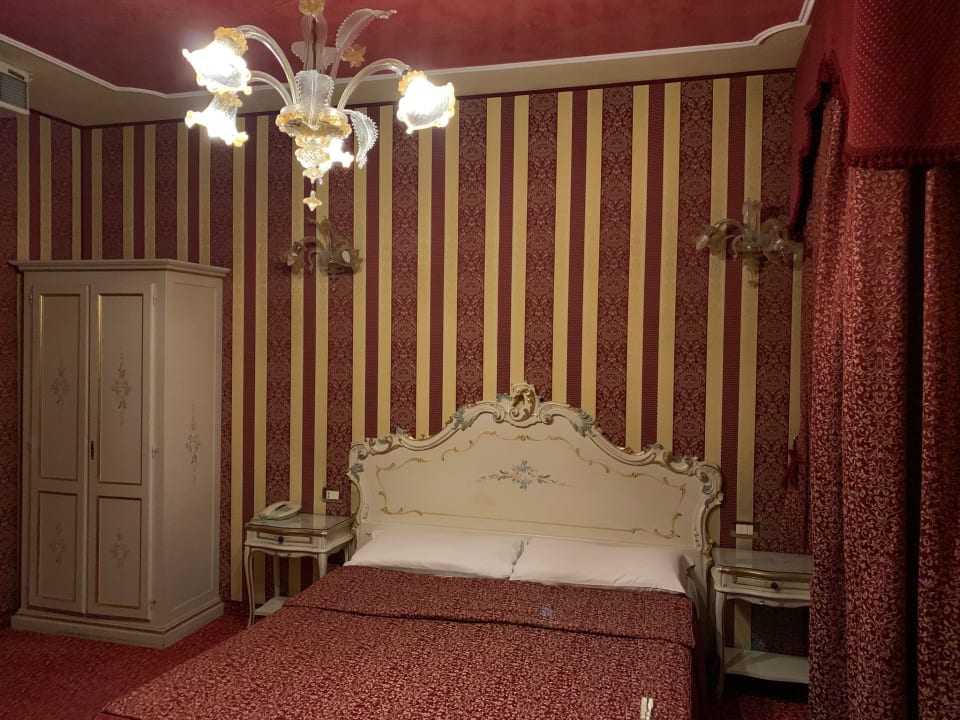 Zimmer Hotel Belle Arti