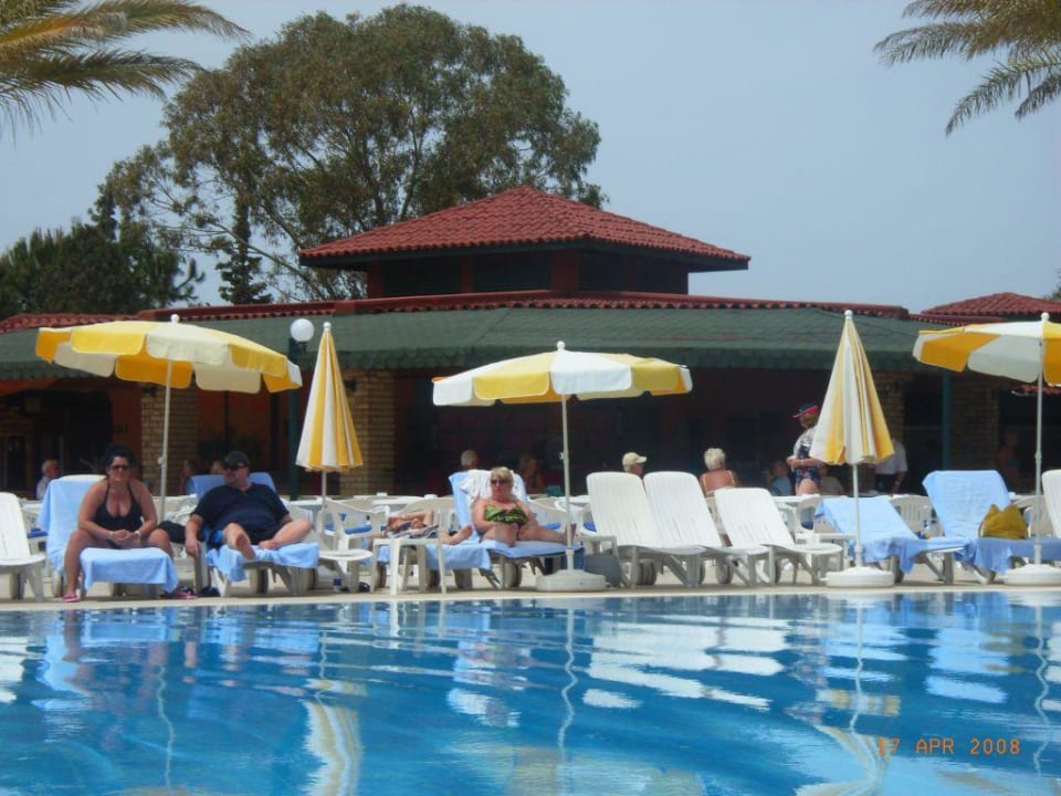 Pool Pink Bar Hotel Miramare Beach