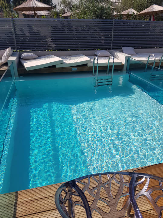 Pool Harmony Boutique Resort