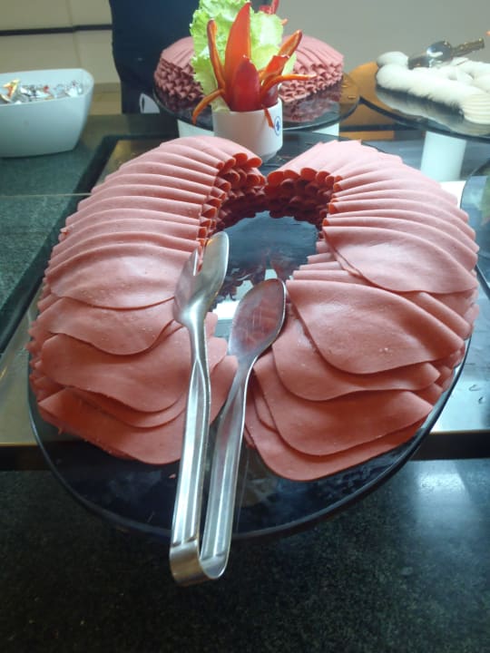 Kaltes Büffe Hotel Süral Resort