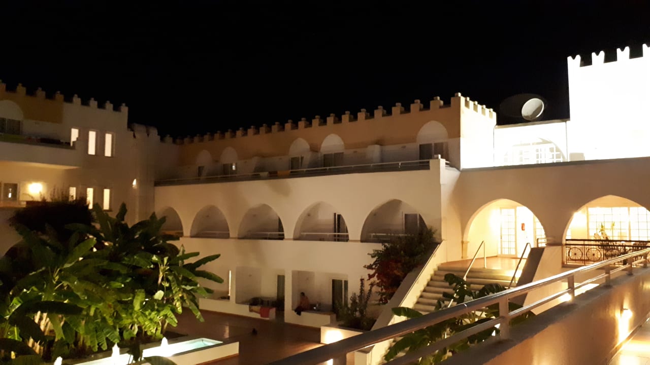 Außenansicht Hotel Platanista