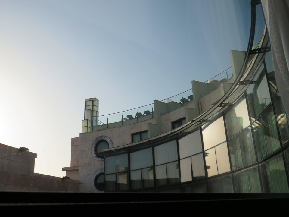 Blick Richtung Dachterrasse VIP Executive Eden Aparthotel