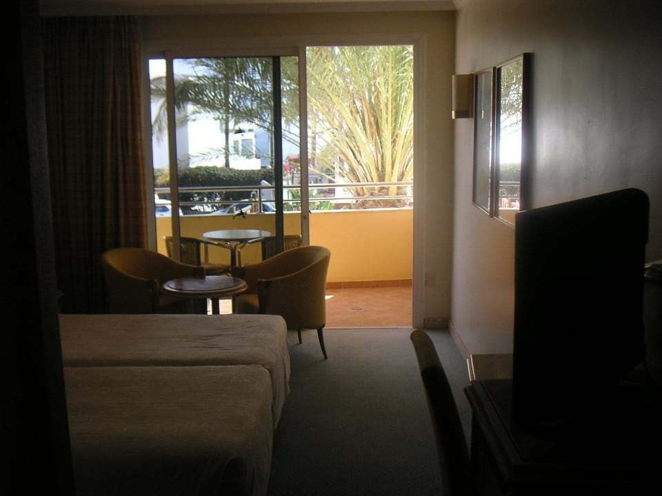 Blick in das Zimmer Corallium Dunamar by Lopesan Hotels