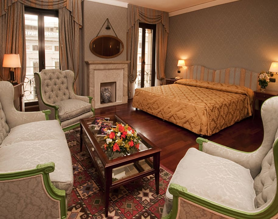 Superior room InterContinental Rome Ambasciatori Palace by IHG