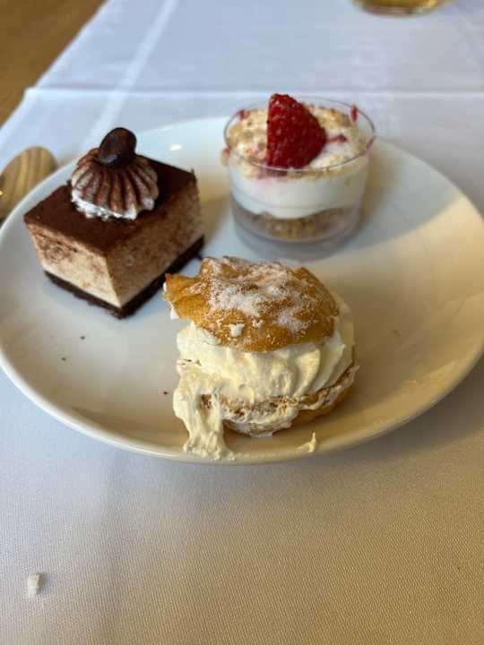 Gastro High Beach Resort