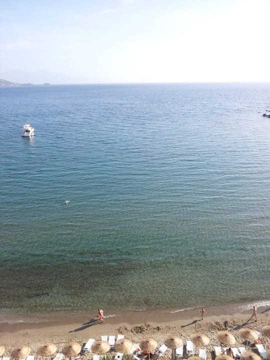 Wasser Tusan Beach Resort