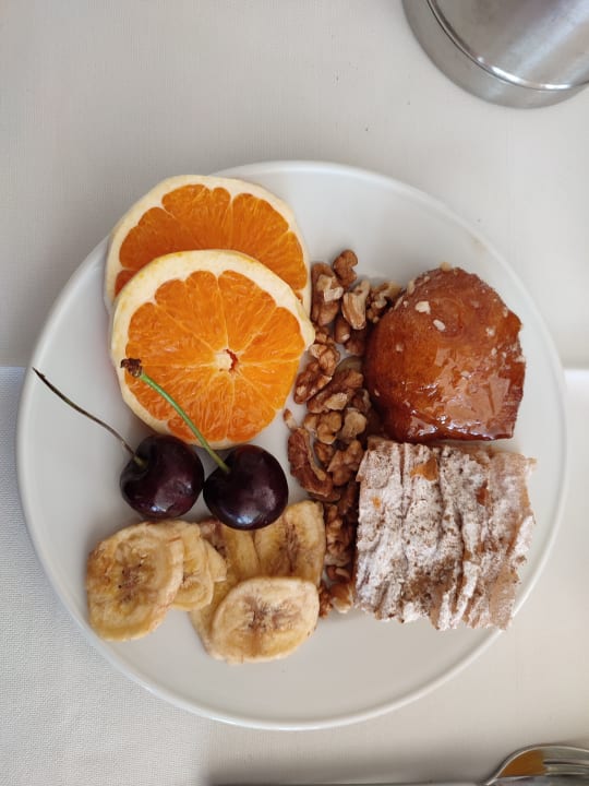 Gastro Anissa Beach & Village