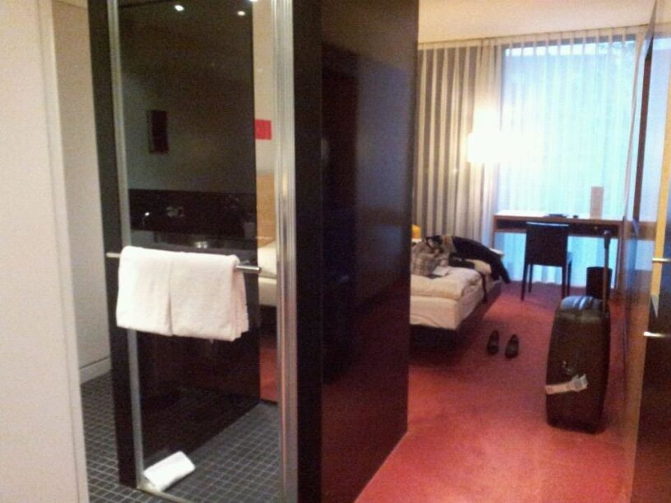 Offenes Bad Hotel INNSiDE by Meliá Düsseldorf Seestern