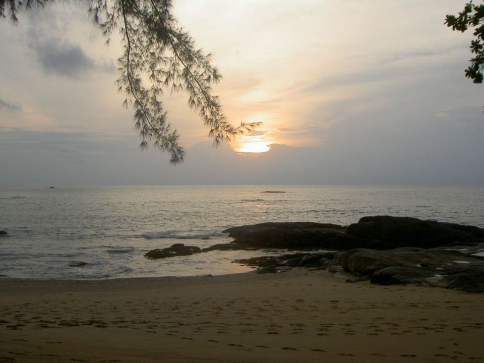 Sonnenuntergang am Sunset Beach Moracea by Khao Lak Resort