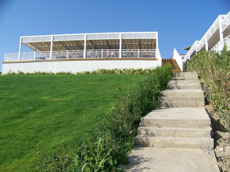 Die Strandbar Can Garden Resort