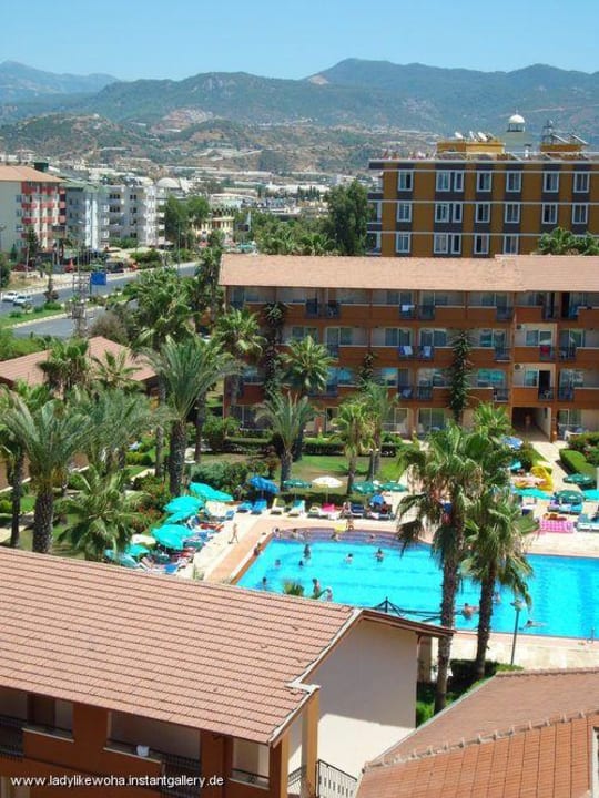 Unsere Hotelanlage Club Turtas Beach Hotel