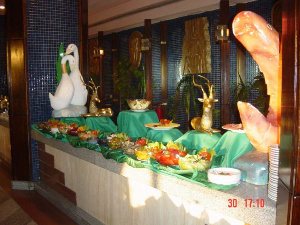 The buffet Pyramisa Hotel Luxor