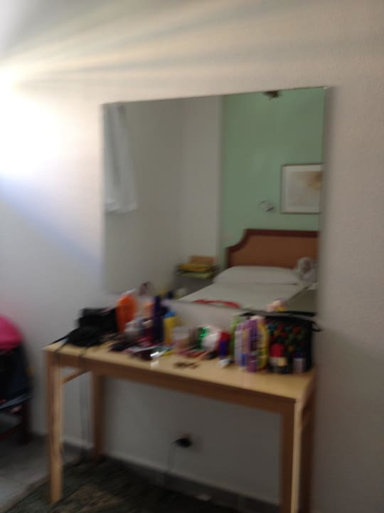 Schminktisch mit Spiegel Hotel Europalace