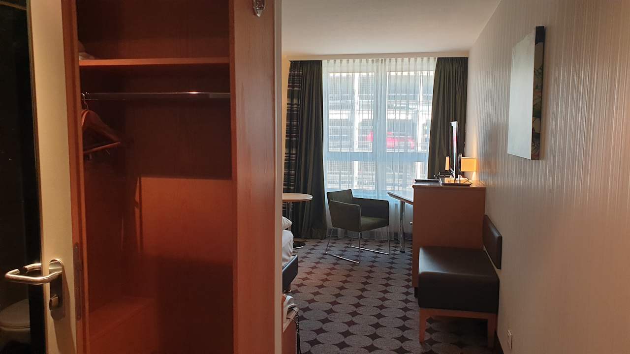 Zimmer Mövenpick Hotel Nürnberg Airport