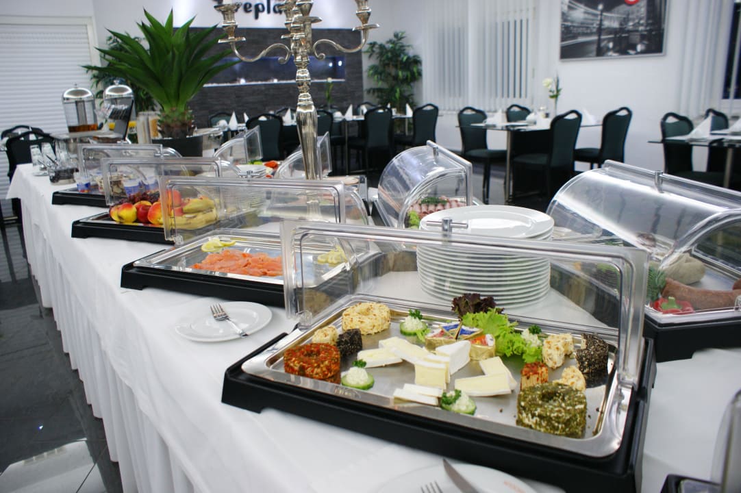 Frühstücksbuffet Hotel Rühen