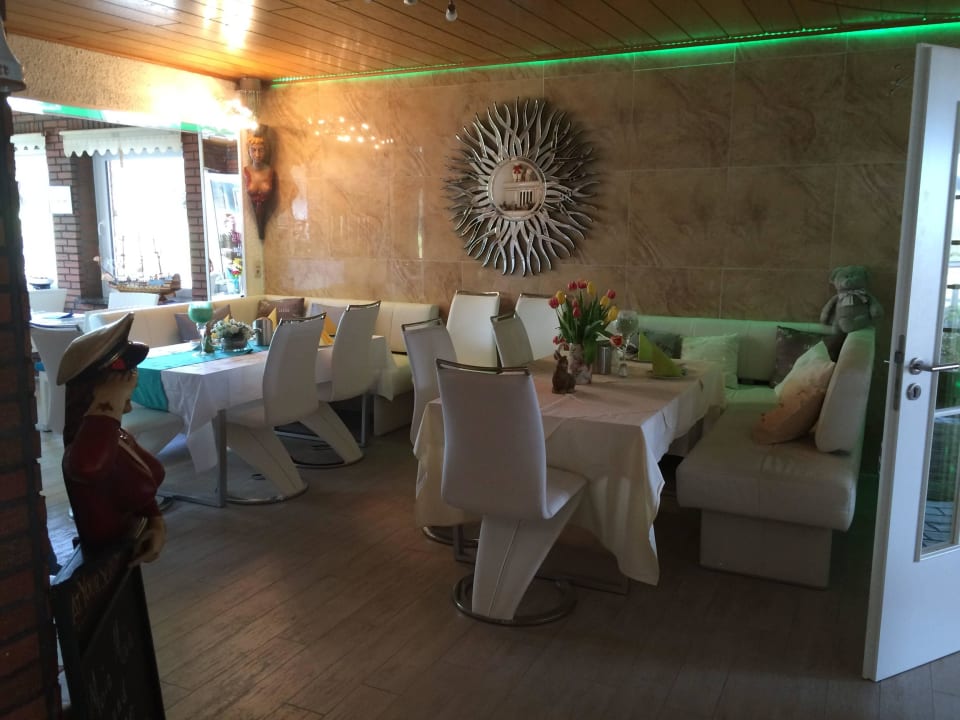 Frühstücksraum Tom's Hus