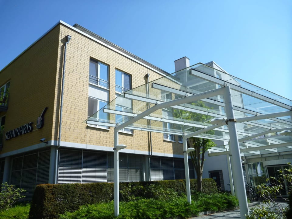 Eingangsbereich Seminaris Seehotel Potsdam