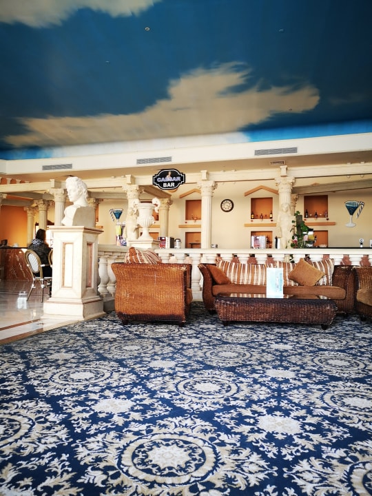 Lobby Hotel Titanic Palace