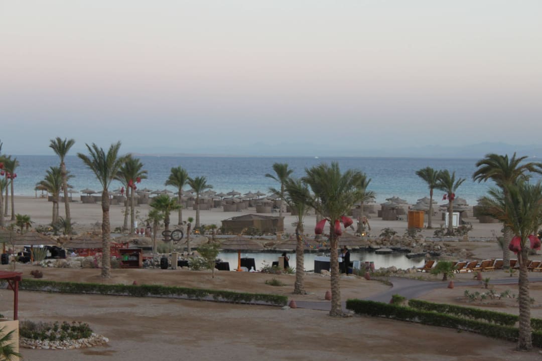 Oase und Meerblick vom Zimmer aus ROBINSON SOMA BAY