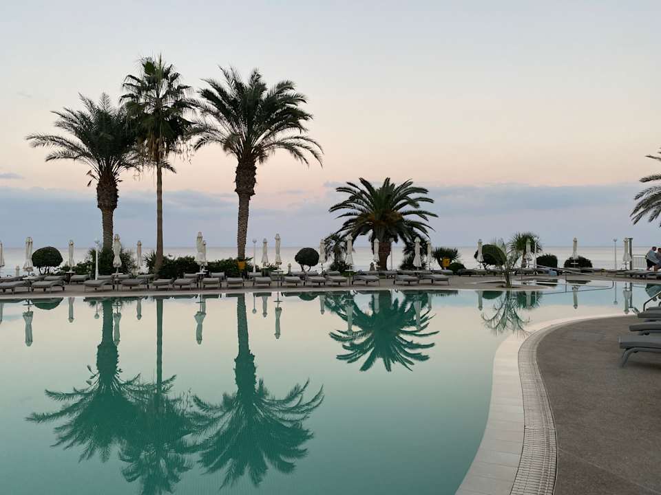 Pool Hotel Sunrise Beach