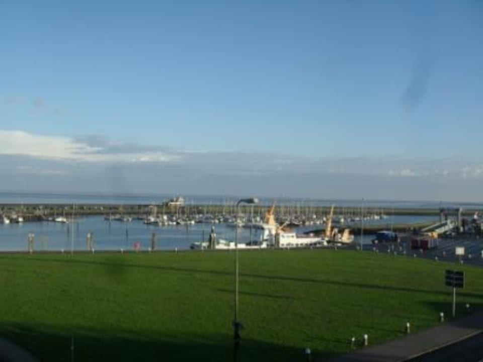 Ausblick vom Balkon Richtung Nordsee Hotel Fährhaus
