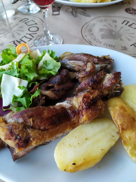 Gastro Petousis Hotel & Suites