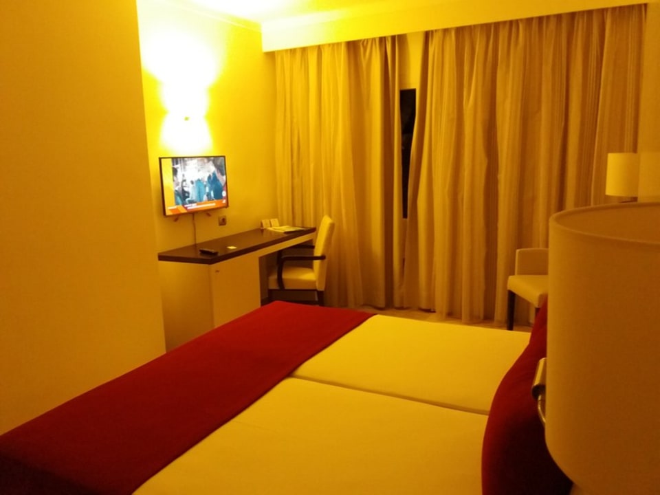 Zimmer Grupotel Montecarlo