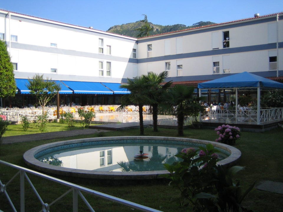 "Hotel-Garten-Innen" Hotel Marina (Mošćenička Draga) • HolidayCheck