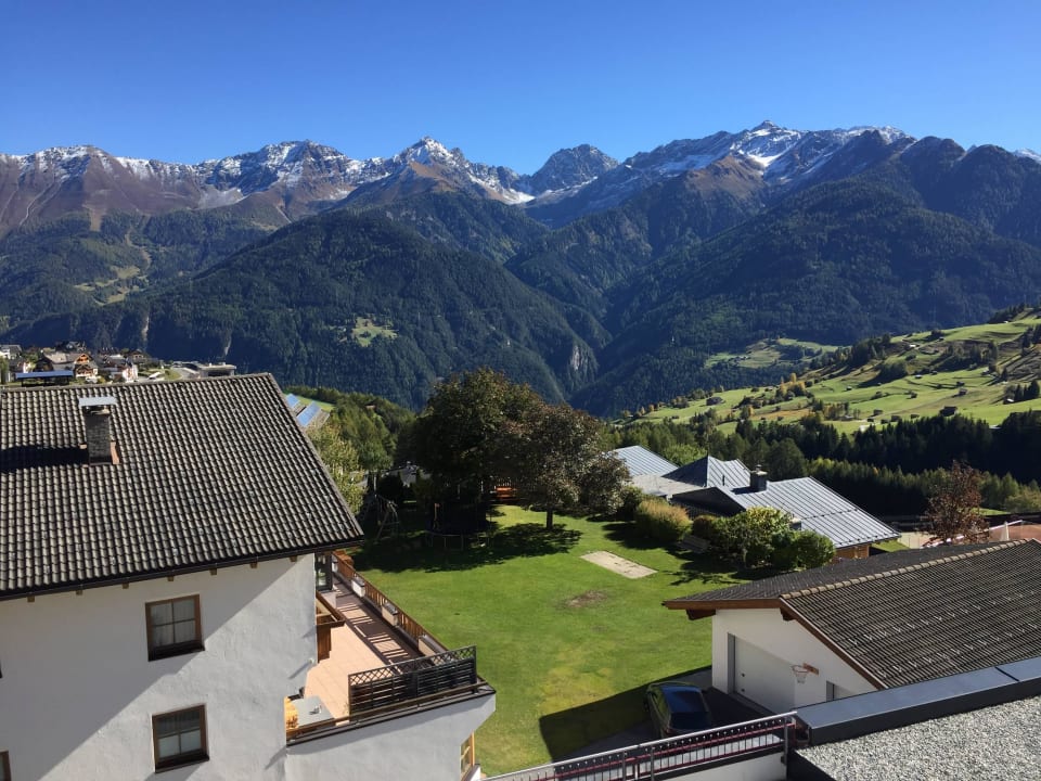 Aussicht vom Zimmerbalkon Baby- & Kinderhotel Laurentius