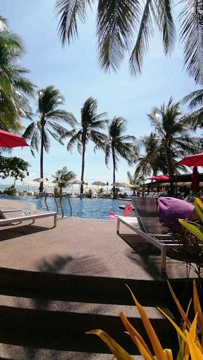 Pool The Noble House Beach Resort